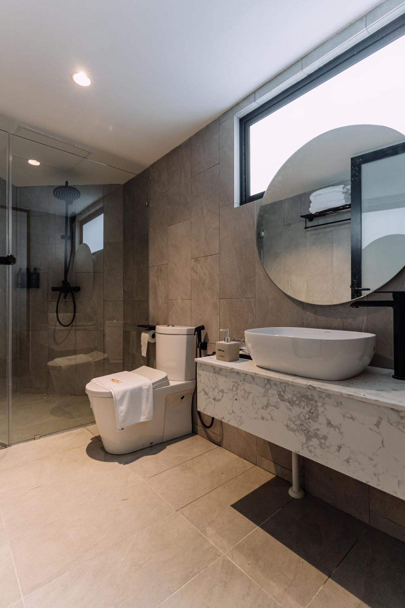 Impiana By Roxy Hotel Kuching Extérieur photo